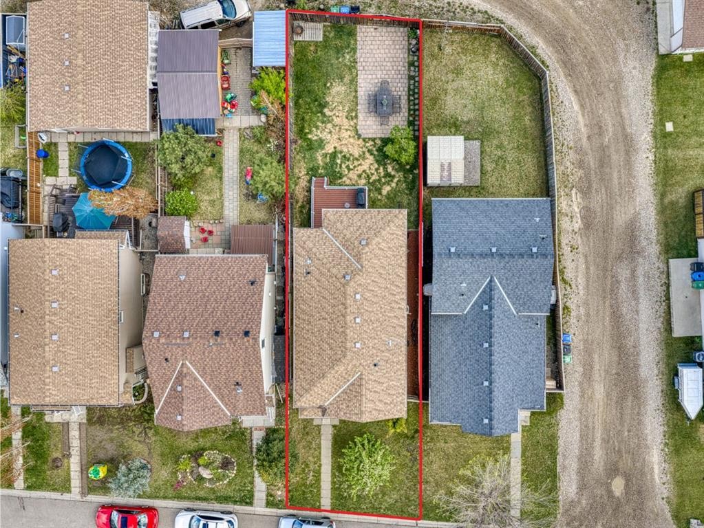 28 Cranberry Lane Se, Calgary, AB - Outdoor