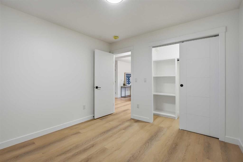 9532 Allison Drive Se, Calgary, AB - Indoor Photo Showing Other Room