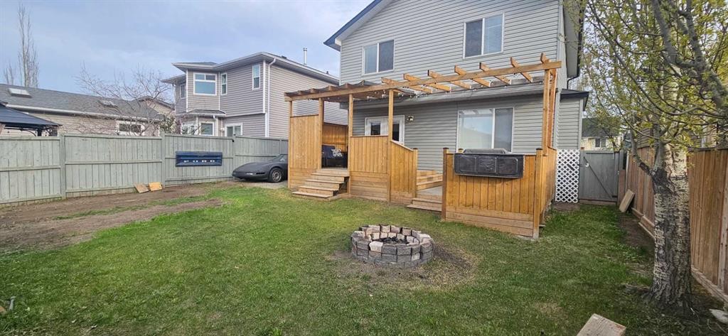 8 Thorndale Close Se, Airdrie, AB - Outdoor