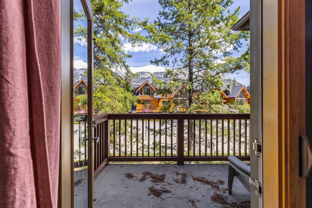 1003-70 Dyrgas Gate, Canmore, AB -