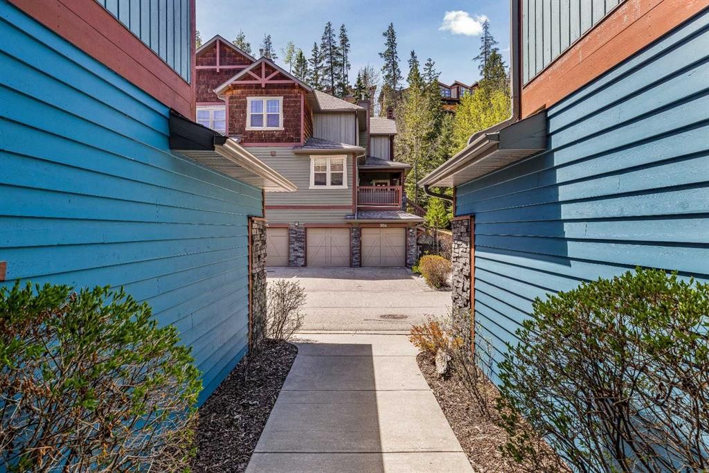 1003-70 Dyrgas Gate, Canmore, AB - Outdoor