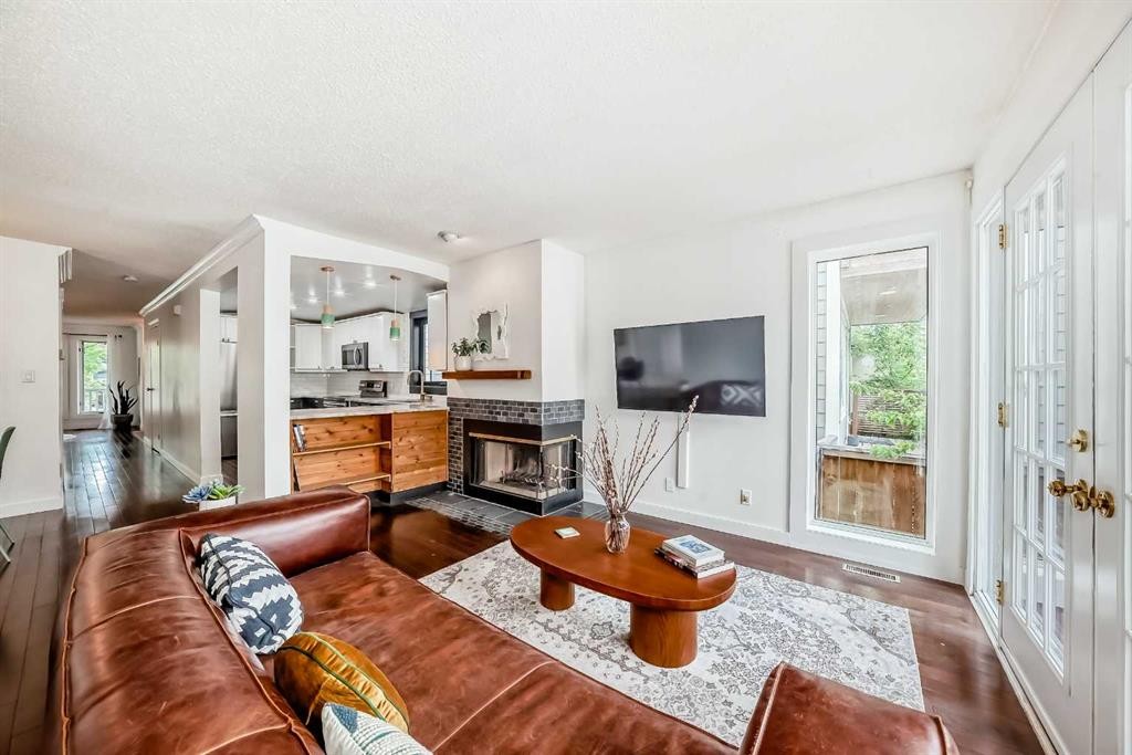 2235 7 Avenue, Calgary, AB