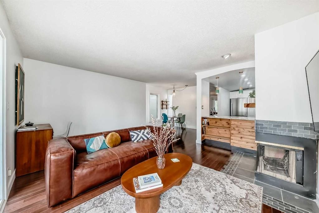 2235 7 Avenue, Calgary, AB