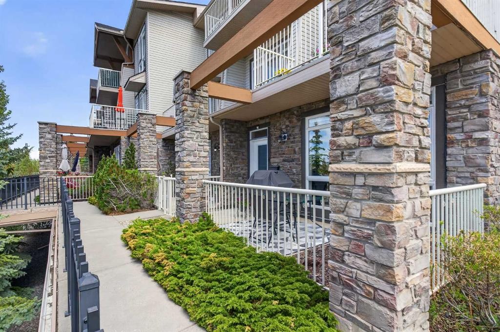 6-108 Rockyledge View Nw, Calgary, AB - Outdoor