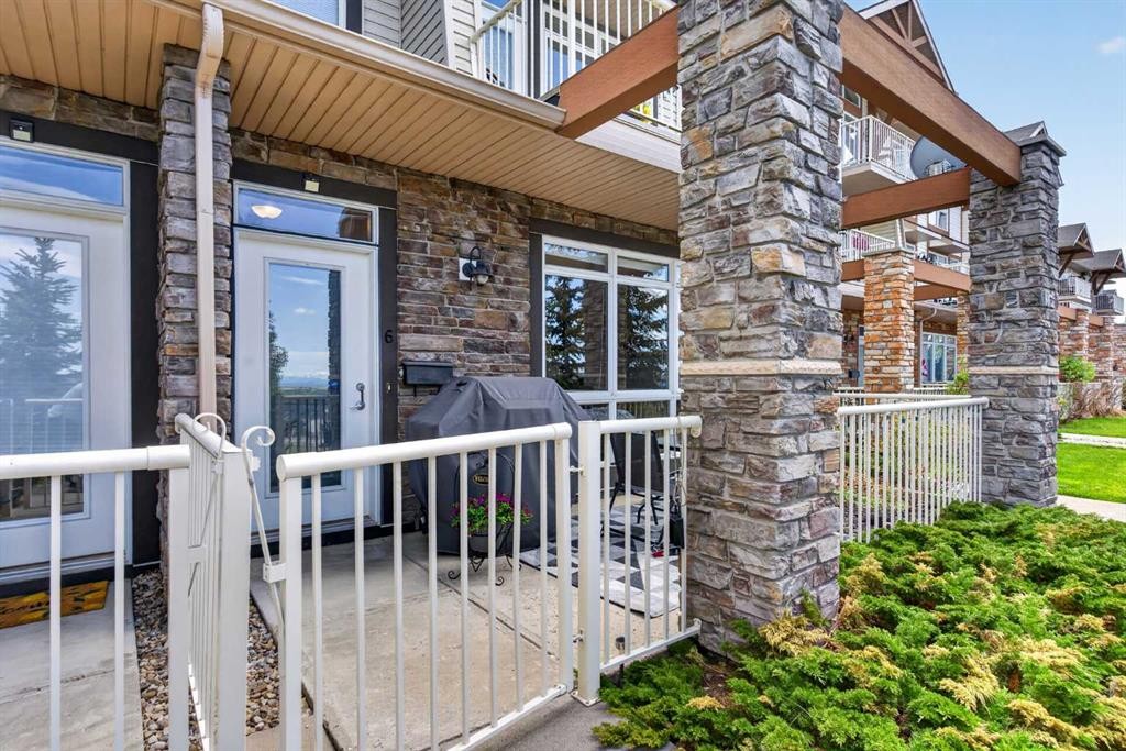 6-108 Rockyledge View Nw, Calgary, AB - Outdoor