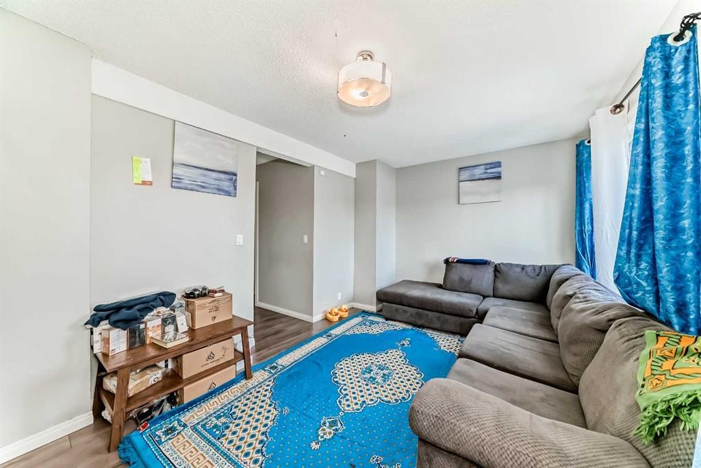 57-5520 1 Avenue Se, Calgary, AB