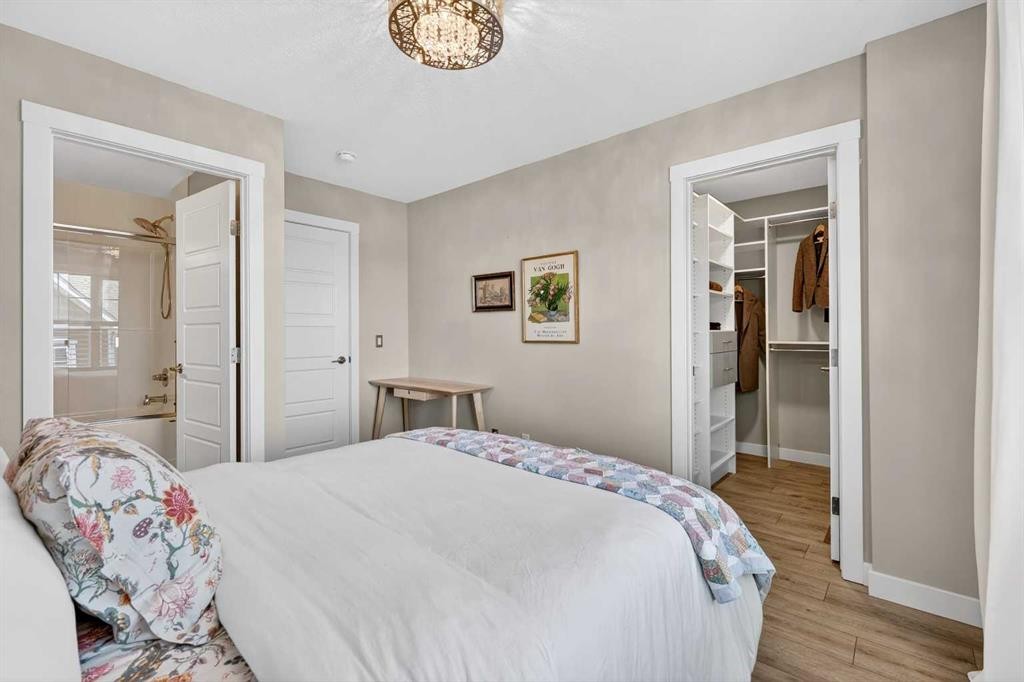 814 Cranbrook Walk Se, Calgary, AB - Indoor Photo Showing Bedroom