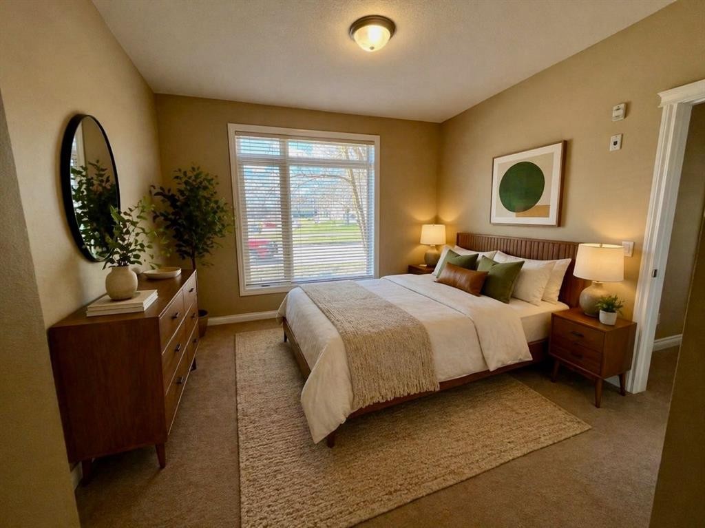 4107-24 Hemlock Crescent Sw, Calgary, AB - Indoor Photo Showing Bedroom