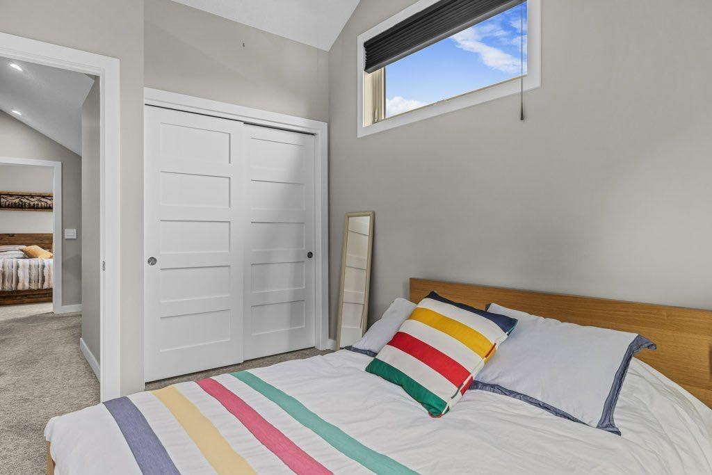 2-817 4Th Street, Canmore, AB - Indoor Photo Showing Bedroom