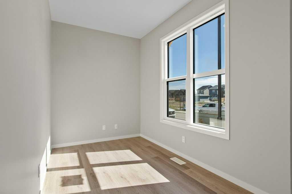 123 Montane Link Se, High River, AB - Indoor Photo Showing Other Room