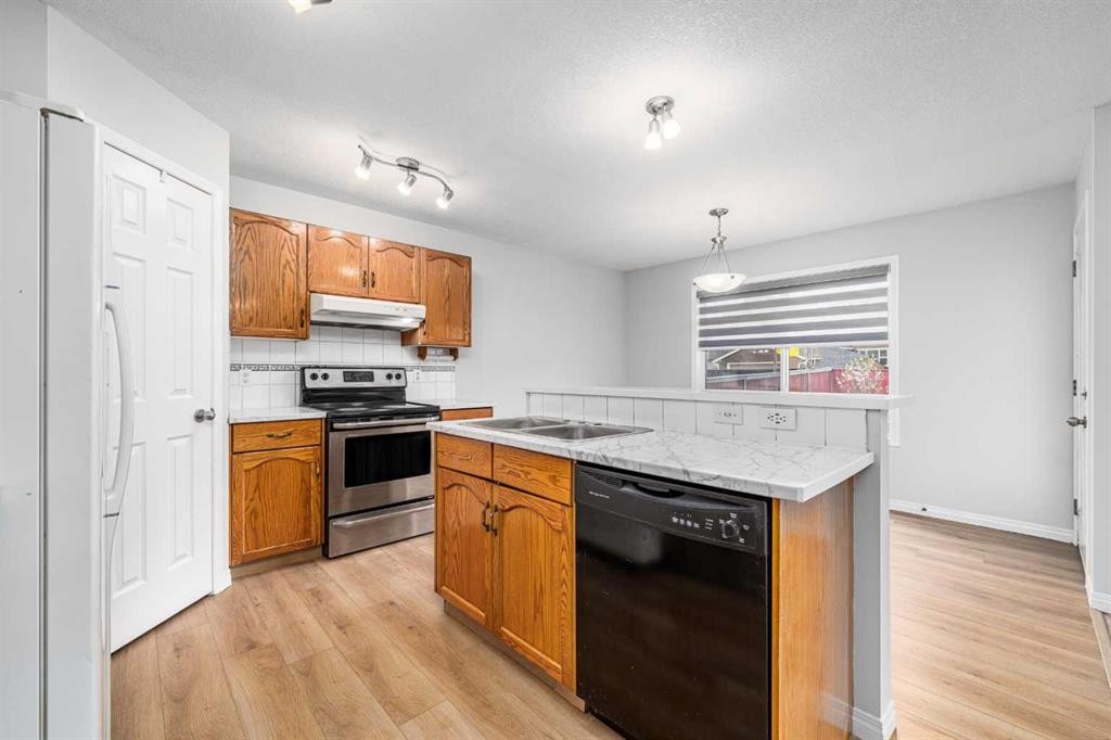286 Martha'S Manor Ne, Calgary, AB