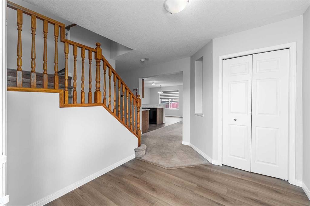 286 Martha'S Manor Ne, Calgary, AB