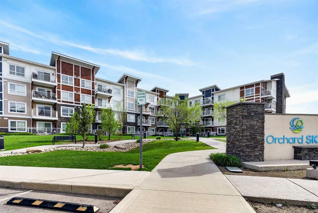 2303-302 Skyview Ranch Drive Ne, Calgary, AB - Outdoor With Facade