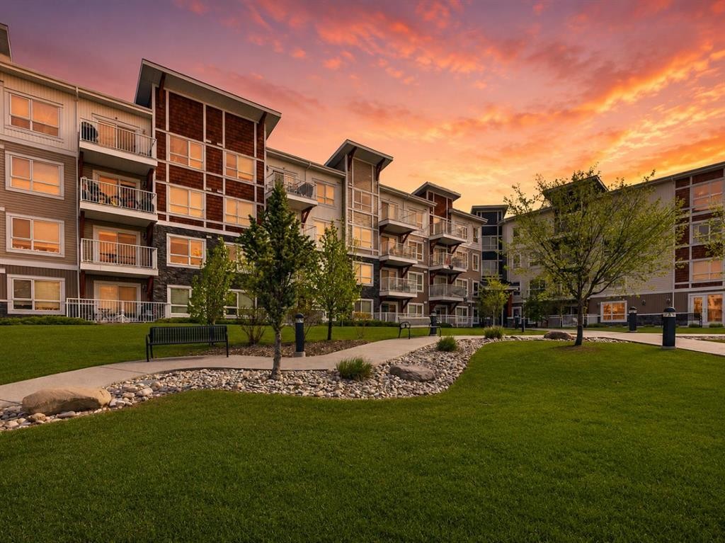 2303-302 Skyview Ranch Drive Ne, Calgary, AB - Outdoor With Facade