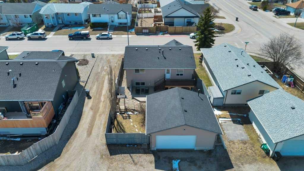 389 Strathford Crescent, Strathmore, AB - Outdoor