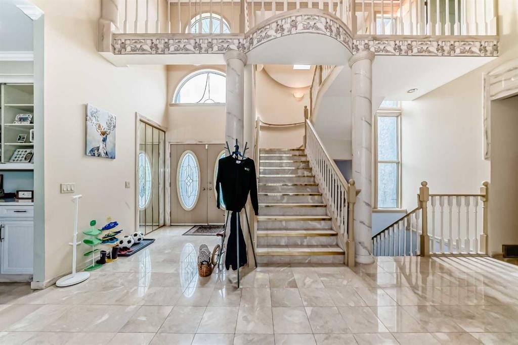 55 Signal Ridge Place Sw, Calgary, AB