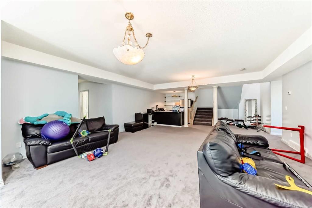 55 Signal Ridge Place Sw, Calgary, AB