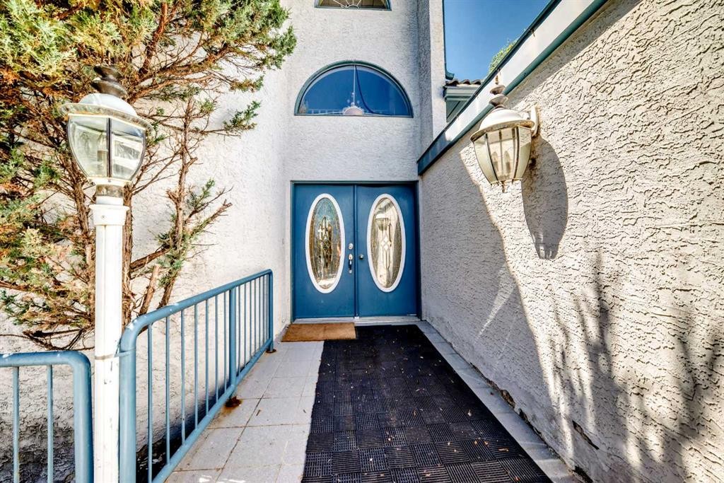 55 Signal Ridge Place Sw, Calgary, AB