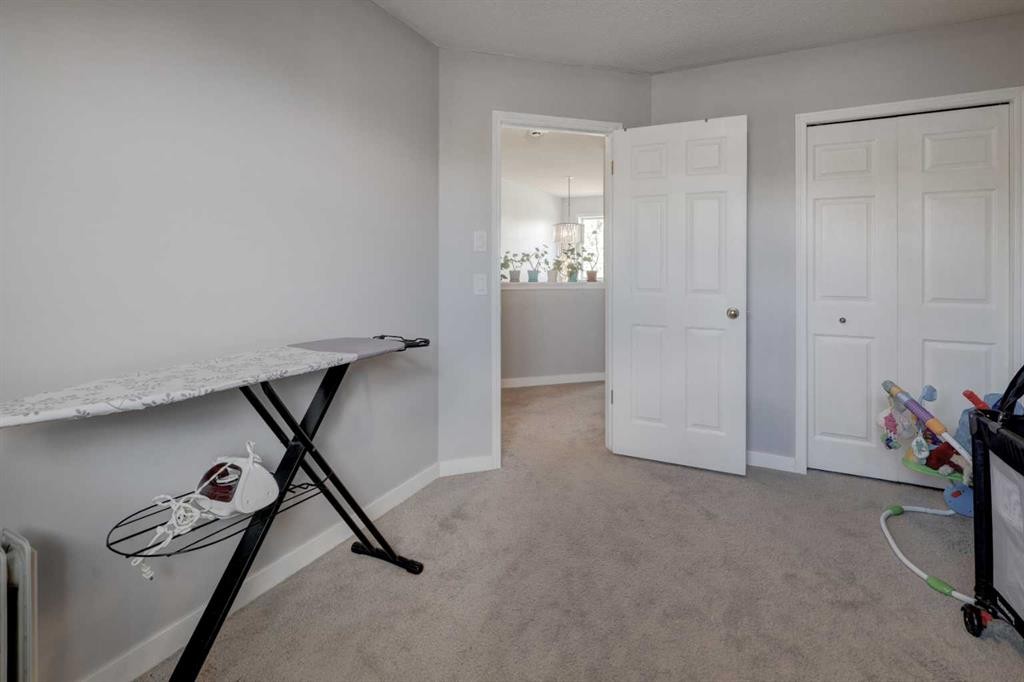 9982 Hidden Valley Drive Nw, Calgary, AB