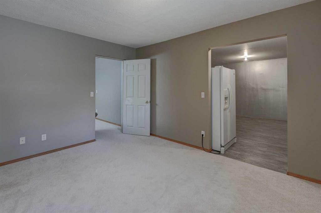 9982 Hidden Valley Drive Nw, Calgary, AB