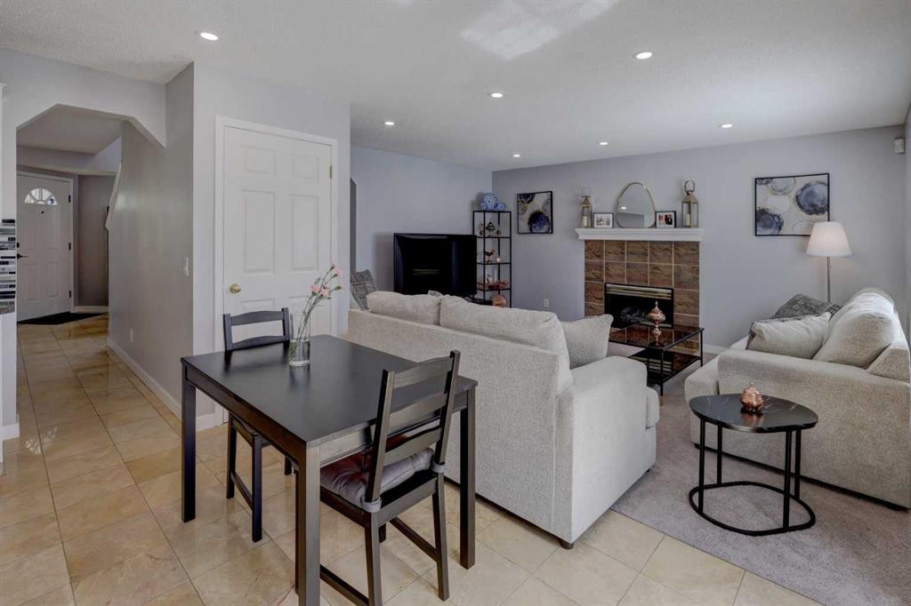 9982 Hidden Valley Drive Nw, Calgary, AB
