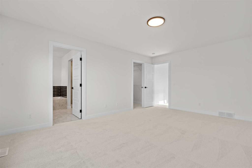 571 Buffaloberry Manor Se, Calgary, AB - Indoor Photo Showing Other Room
