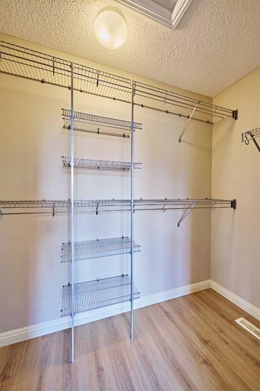 383 Prestwick Close Se, Calgary, AB - Indoor With Storage