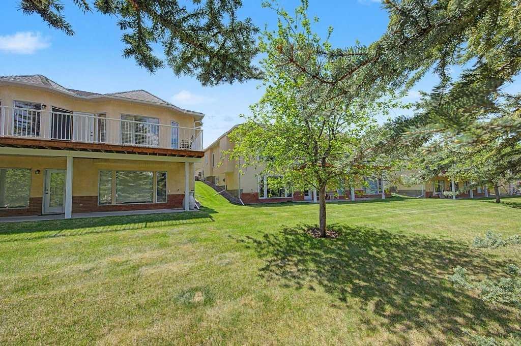 18 Prominence View Sw, Calgary, AB - Outdoor With Deck Patio Veranda