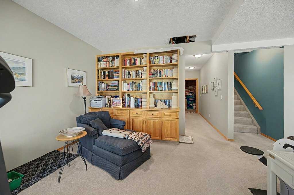 18 Prominence View Sw, Calgary, AB - Indoor
