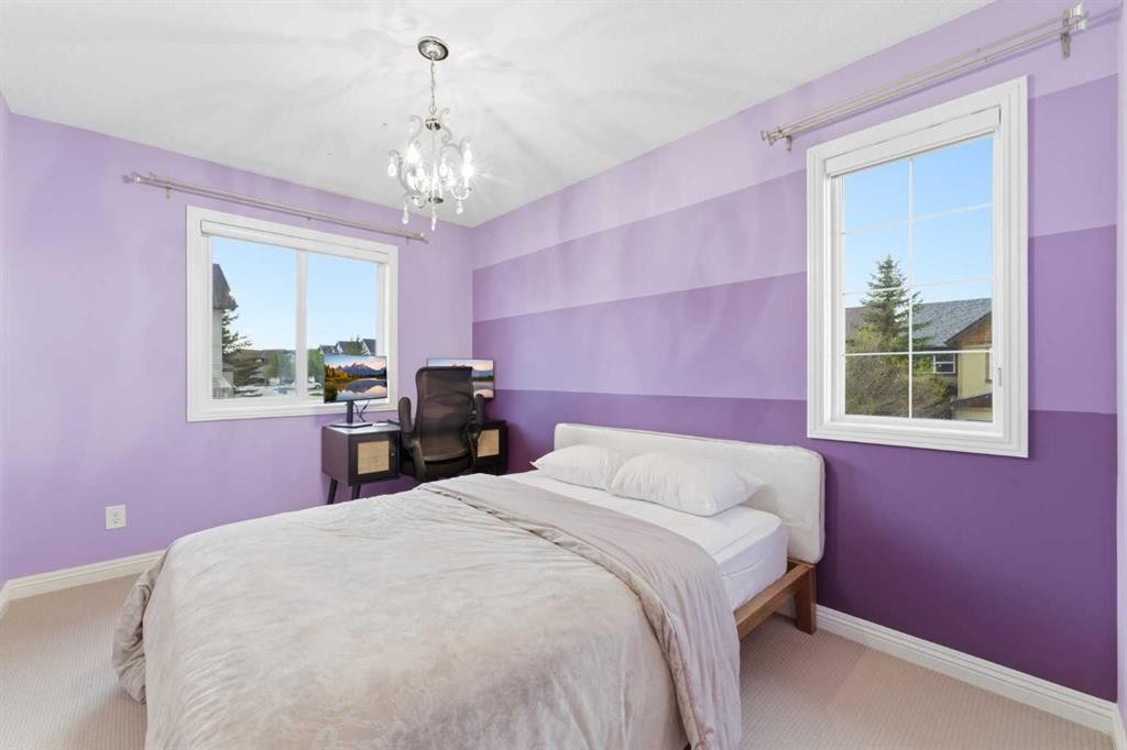225 Panamount Road, Calgary, AB - Indoor Photo Showing Bedroom