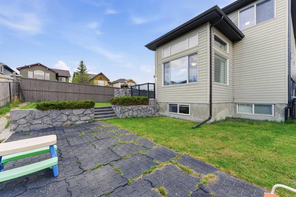 225 Panamount Road, Calgary, AB - Outdoor