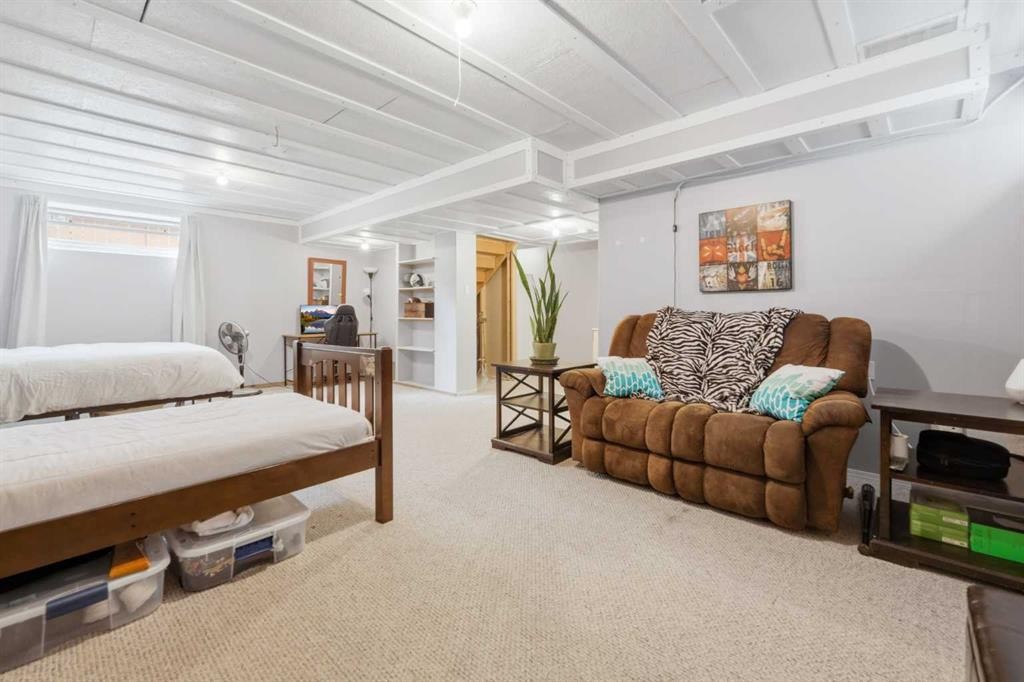 46 Somerside Place Sw, Calgary, AB - Indoor
