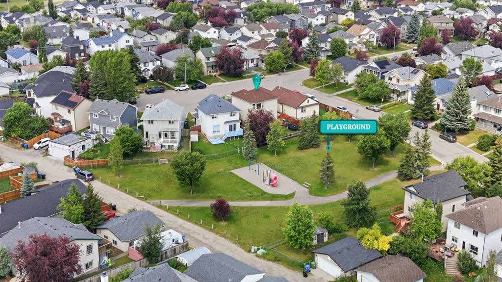 46 Somerside Place Sw, Calgary, AB - Outdoor With View