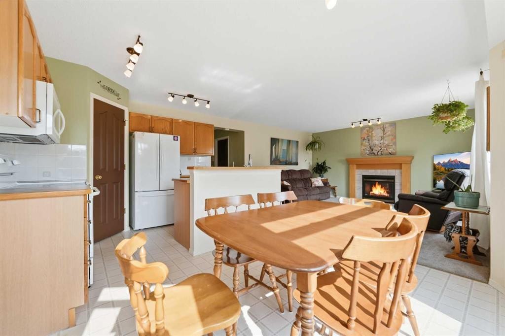 46 Somerside Place Sw, Calgary, AB - Indoor
