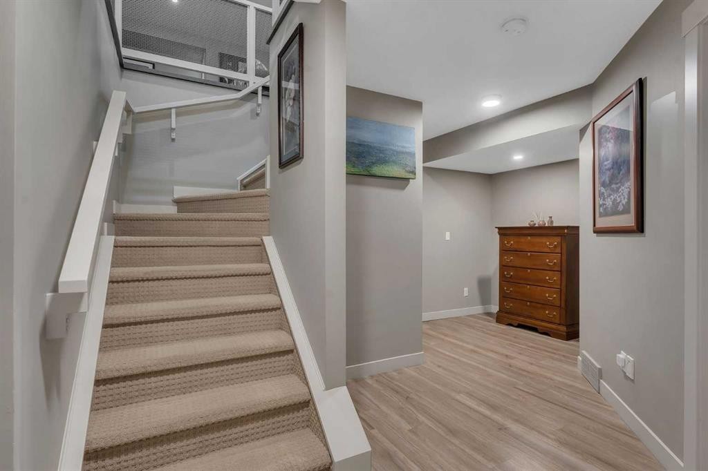 760 West Chestermere Drive, Chestermere, AB - Indoor Photo Showing Other Room