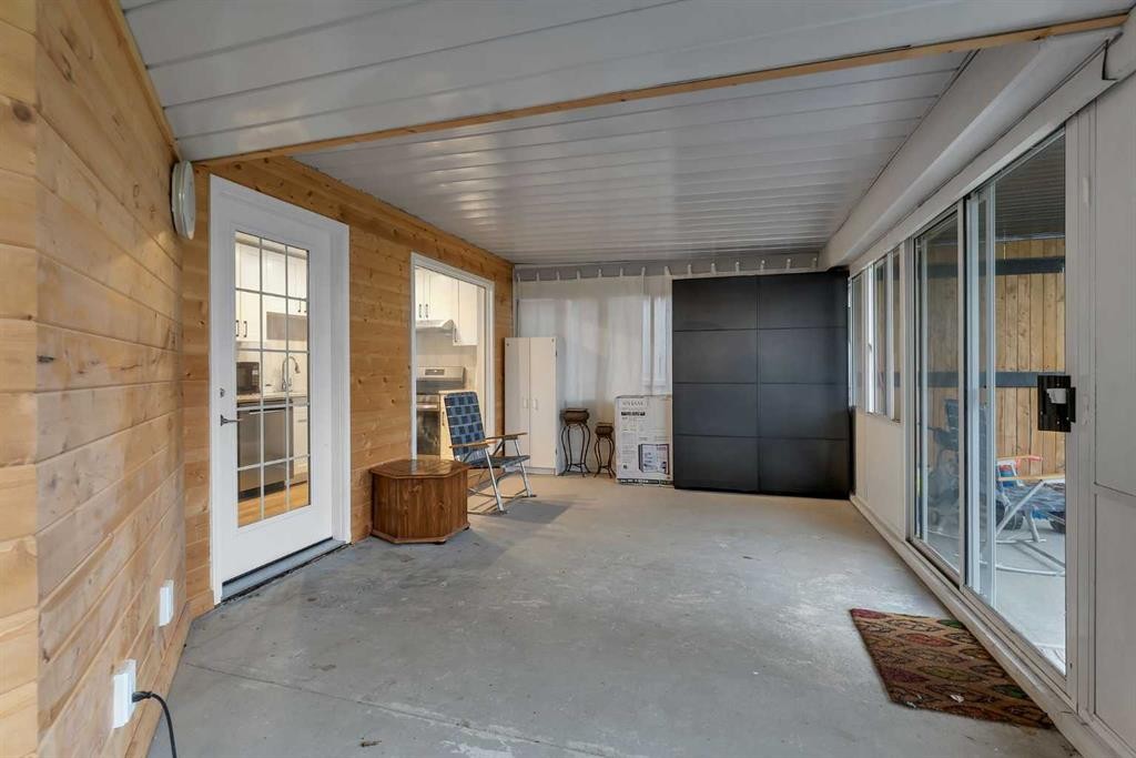 760 West Chestermere Drive, Chestermere, AB - Outdoor With Exterior