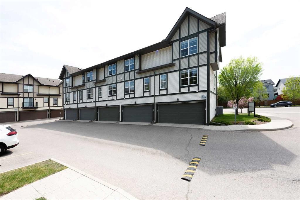 38 Cranford Drive Se, Calgary, AB - Outdoor