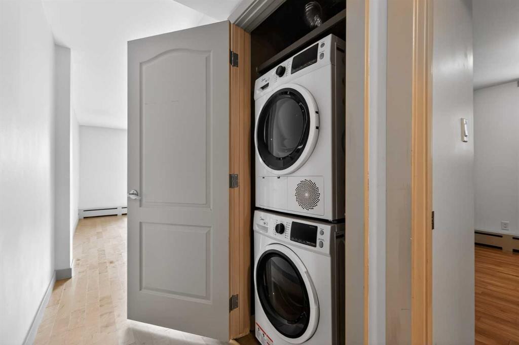 103-2020 11 Avenue Sw, Calgary, AB - Indoor Photo Showing Laundry Room