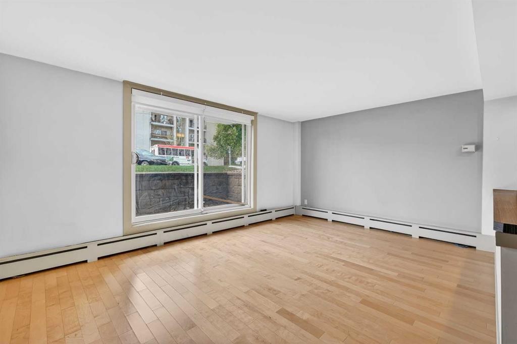 103-2020 11 Avenue Sw, Calgary, AB - Indoor Photo Showing Other Room