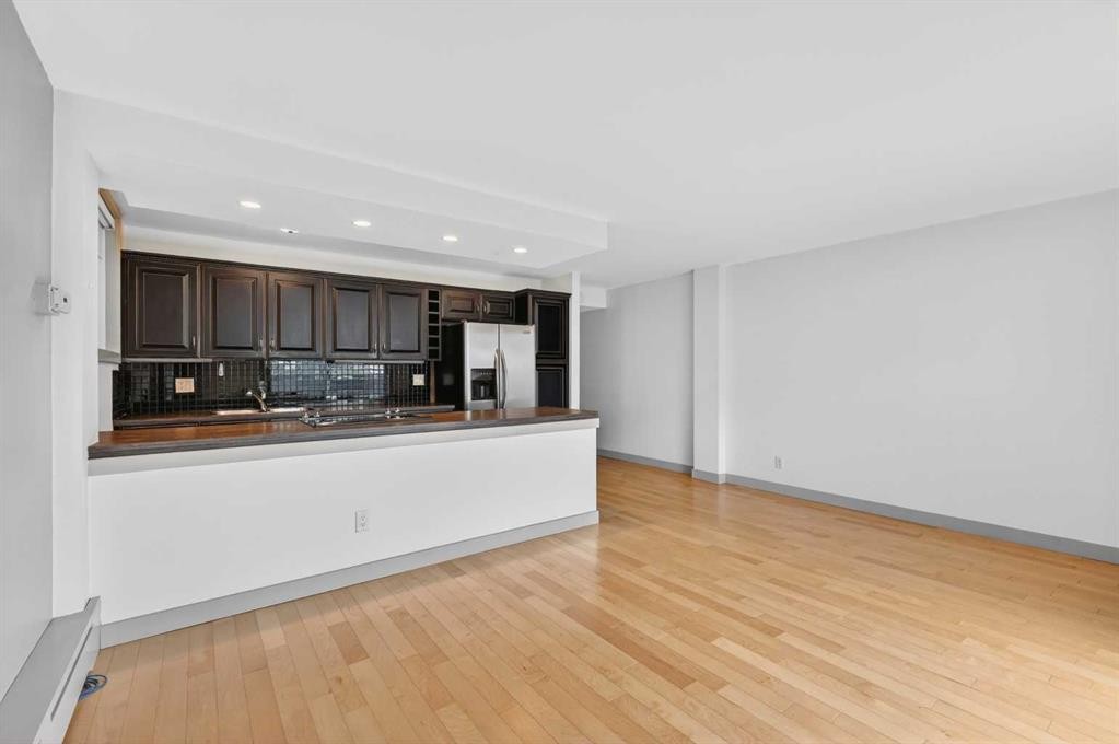103-2020 11 Avenue Sw, Calgary, AB - Indoor Photo Showing Other Room