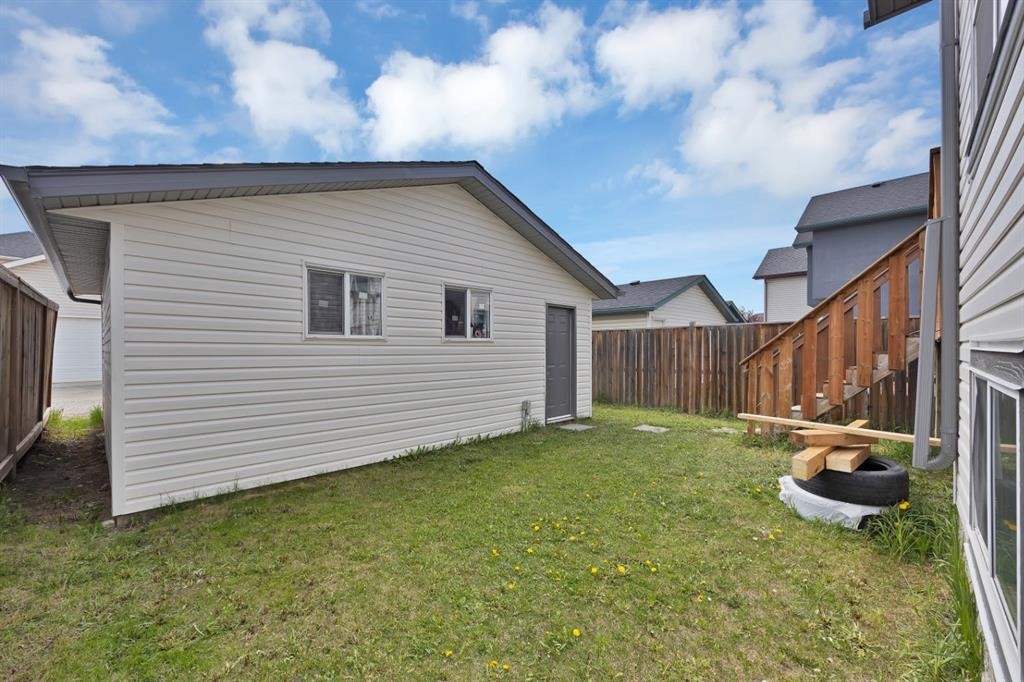 288 Saddlemead Road Ne, Calgary, AB - Outdoor With Exterior