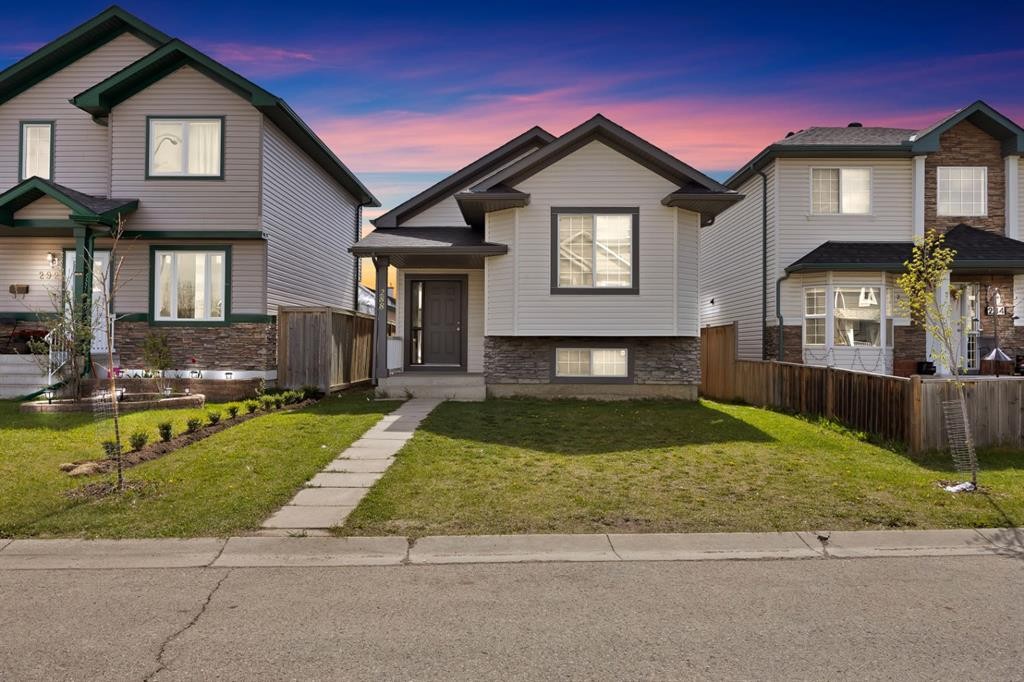 288 Saddlemead Road Ne, Calgary, AB - Outdoor With Facade