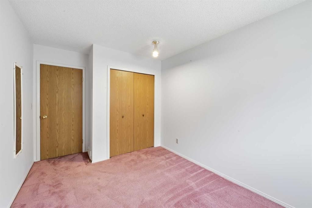 60 Rundlelawn Green Ne, Calgary, AB - Indoor Photo Showing Other Room