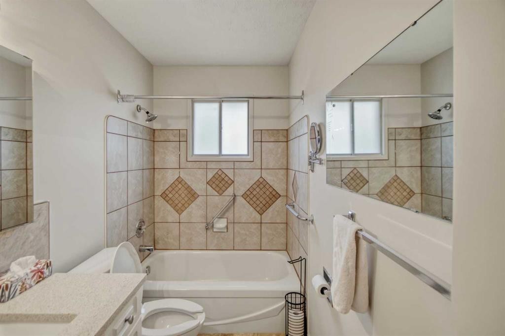 4112 - 13 Avenue Ne, Calgary, AB