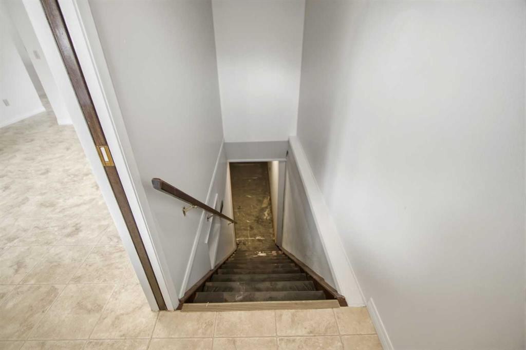 4112 - 13 Avenue Ne, Calgary, AB