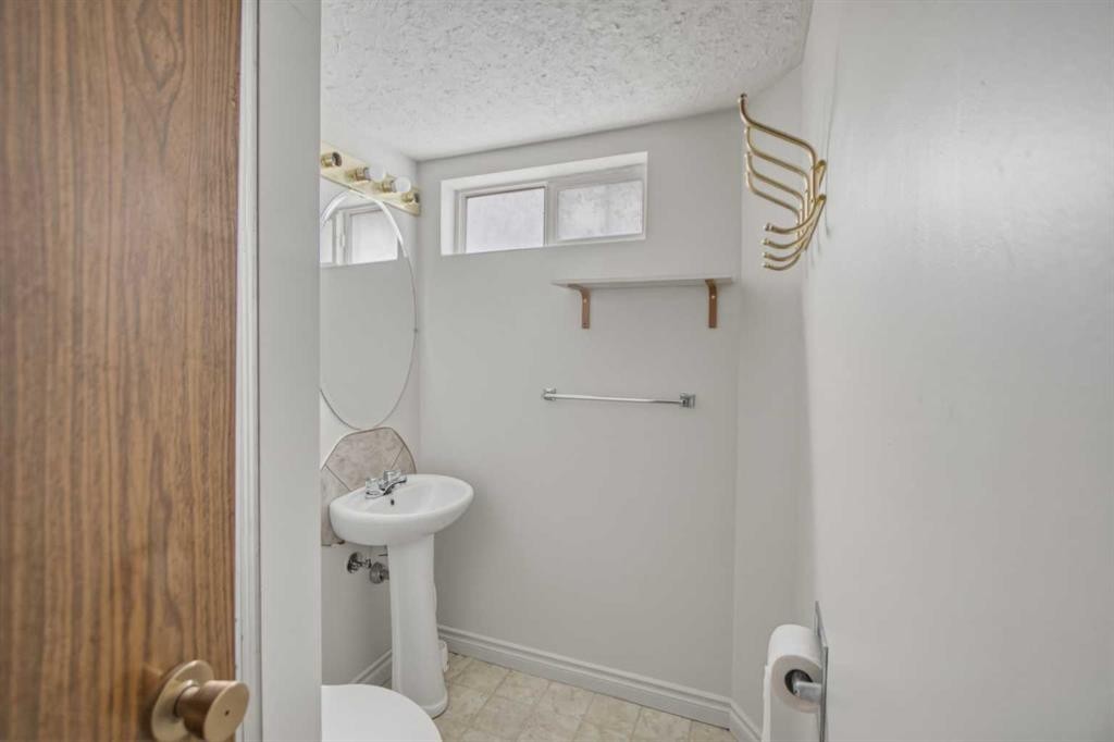 4112 - 13 Avenue Ne, Calgary, AB