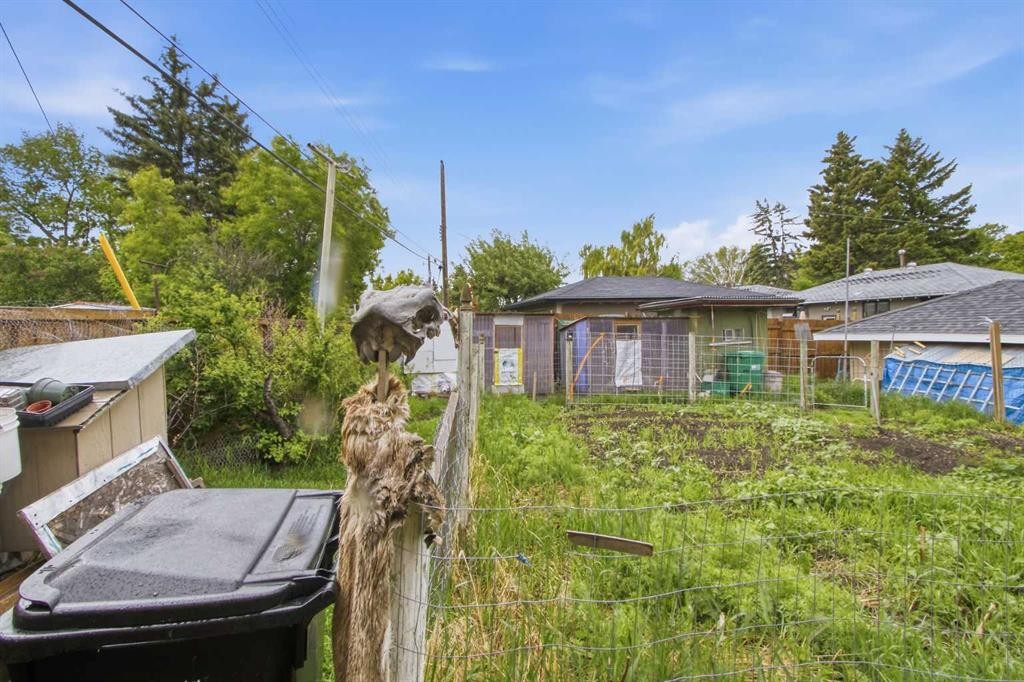 2026 27 Street Se, Calgary, AB