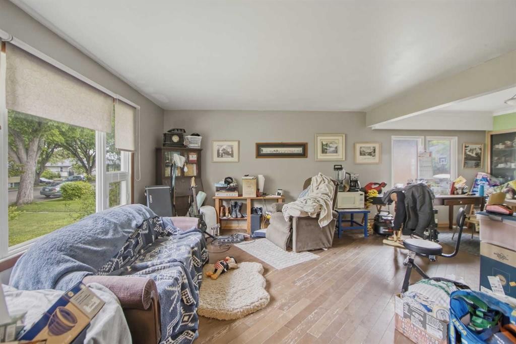 2026 27 Street Se, Calgary, AB
