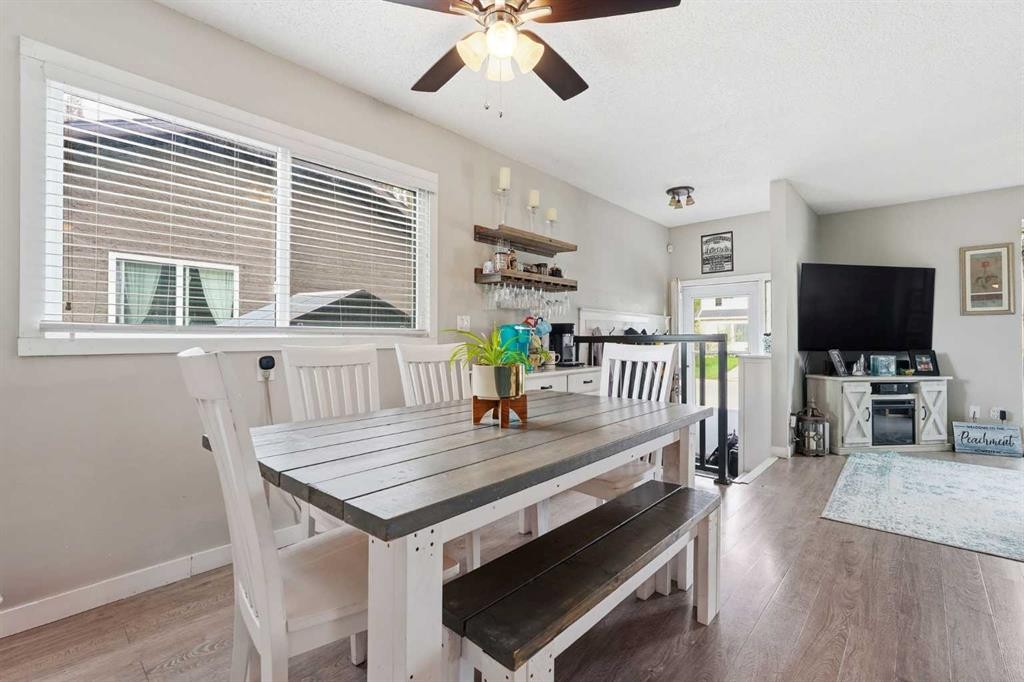 51 Aberdare Way Ne, Calgary, AB - Indoor Photo Showing Dining Room