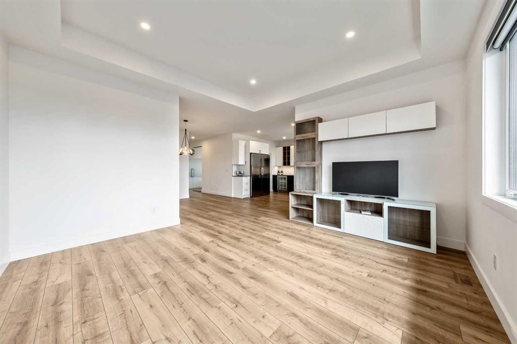 23 31 Avenue Sw, Calgary, AB